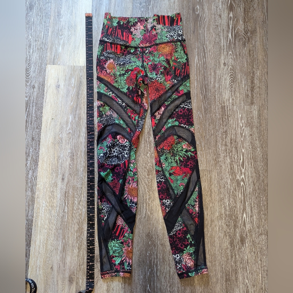 Lululemon leggings tights size 6